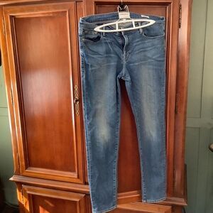 Frame Denim “Le Garçon” jeans size 31